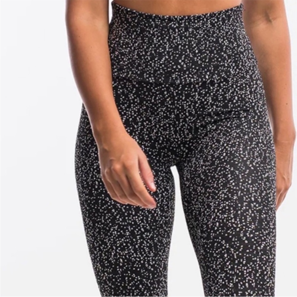 echt essentia scrunch leggings